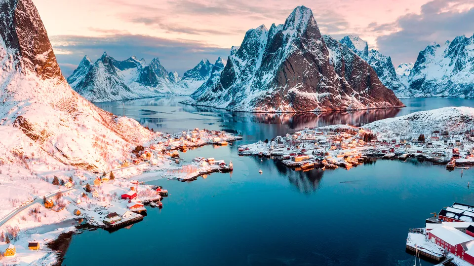 Villaggio di Reine in Norvegia